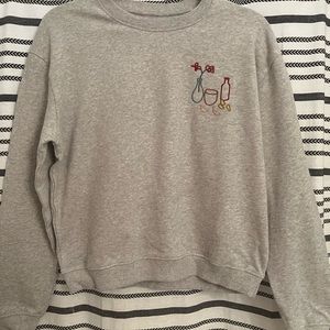 Shrunken crew neck sweatshirt with embroidery